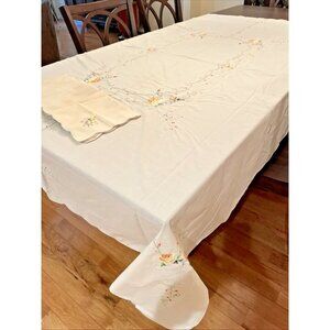 Vintage Embroidered Tablecloth Multicolor Floral w/ 6 Napkins 62X78" Cottagecore